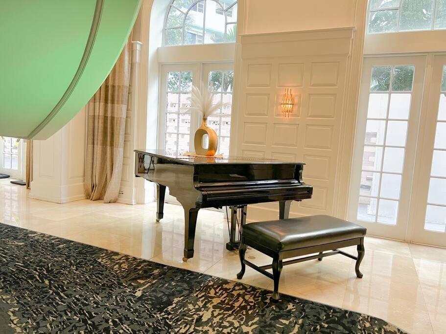 3 Bedroom Apt Ocean-Front Resort The Alexander Miami Beach Exterior foto